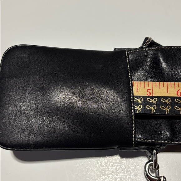 Coach Black Vintage Y2K Soho Wristlet Coach Black Leather Cell Phone Holder Y2K - Picture 15 of 16